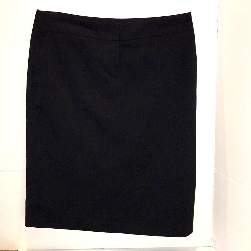 💕💕 Kenneth Cole Little Black Skirt Sz 6